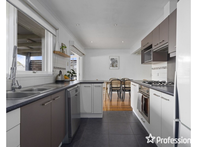 25 Coolabah Street, Mooroolbark VIC 3138