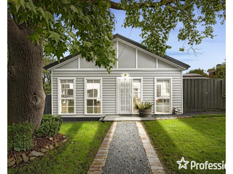 36 Bailey Road, Mount Evelyn VIC 3796