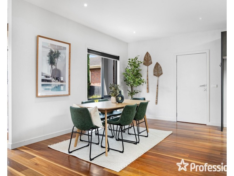 12a Dobell Place, Mooroolbark VIC 3138