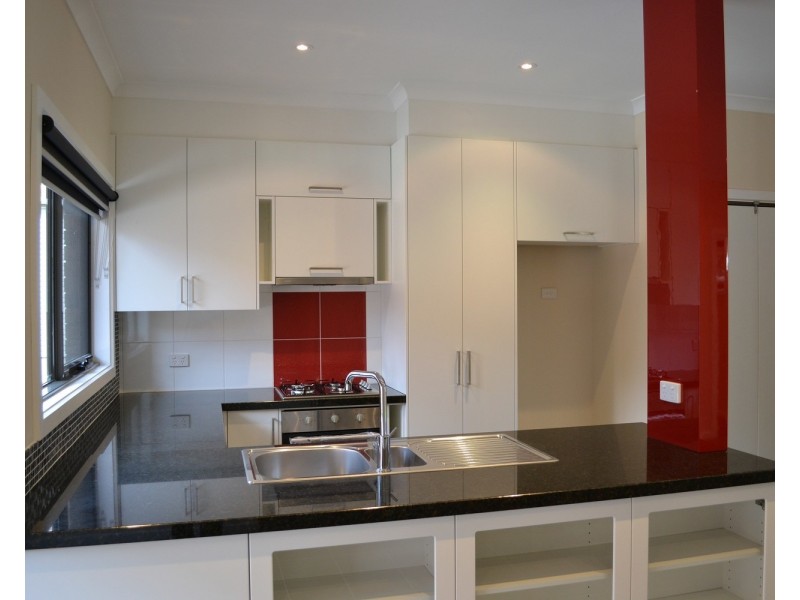 3/15 Ross Road, Croydon VIC 3136