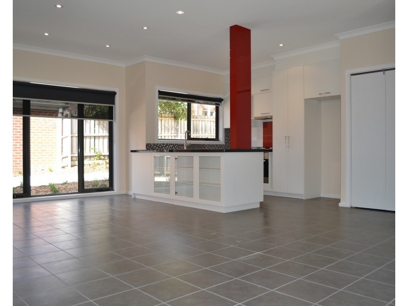 3/15 Ross Road, Croydon VIC 3136