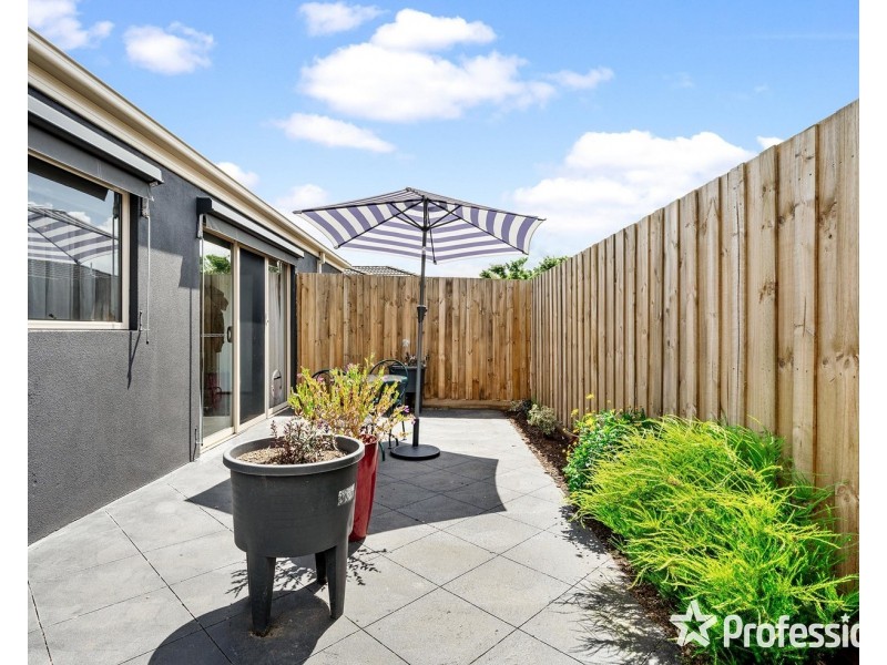 2/78 Liverpool Road, Kilsyth VIC 3137