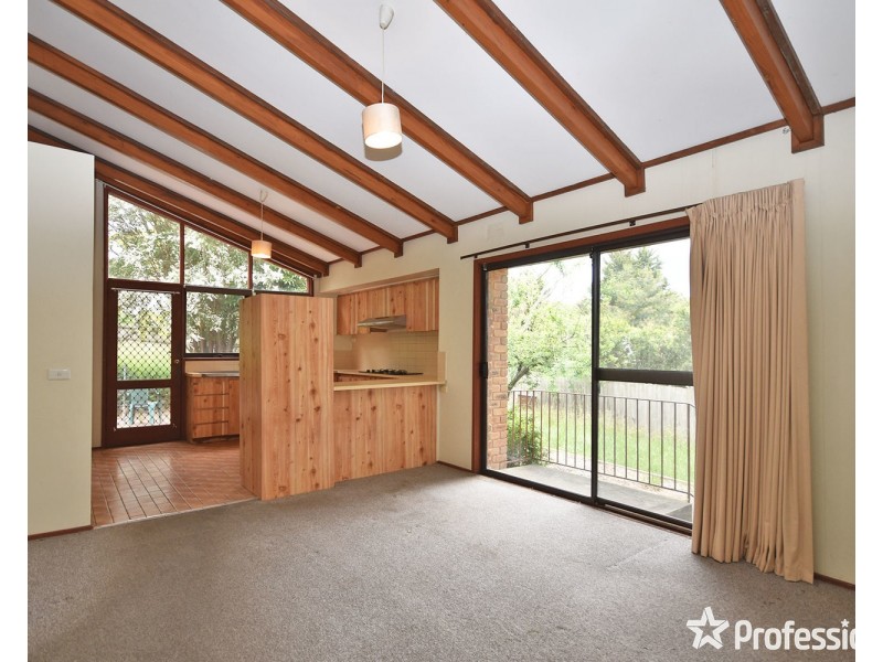 10 Anthony Drive, Chirnside Park VIC 3116