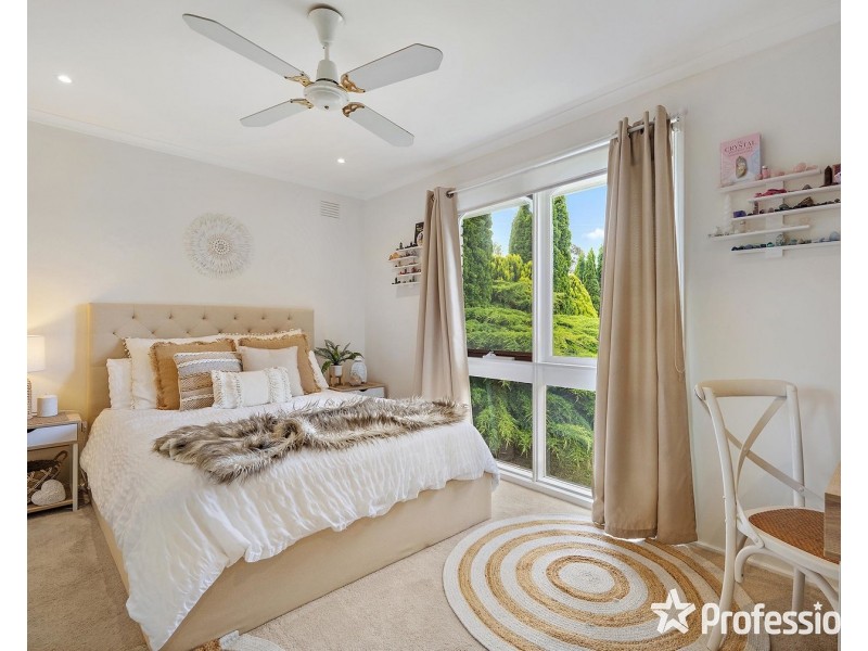 2 Coombah Court, Mooroolbark VIC 3138