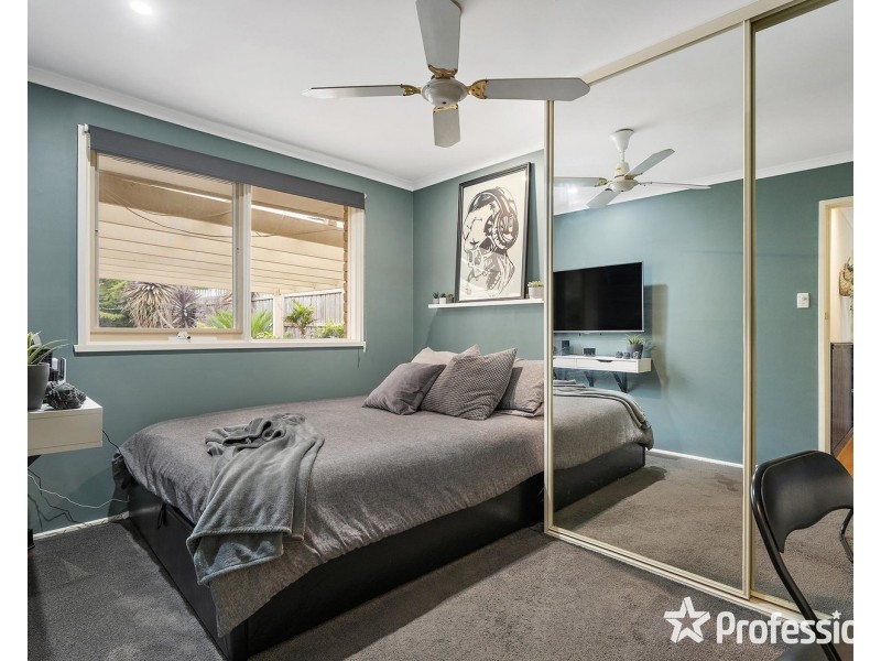 2 Coombah Court, Mooroolbark VIC 3138