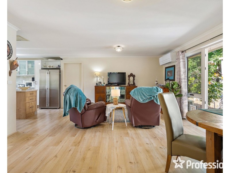 17 Partridge Way, Mooroolbark VIC 3138