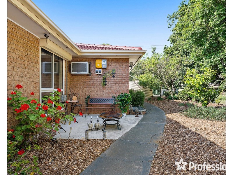 17 Partridge Way, Mooroolbark VIC 3138