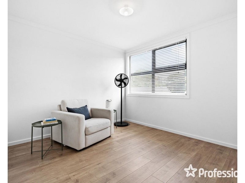 6 Lucinley Close, Kilsyth VIC 3137
