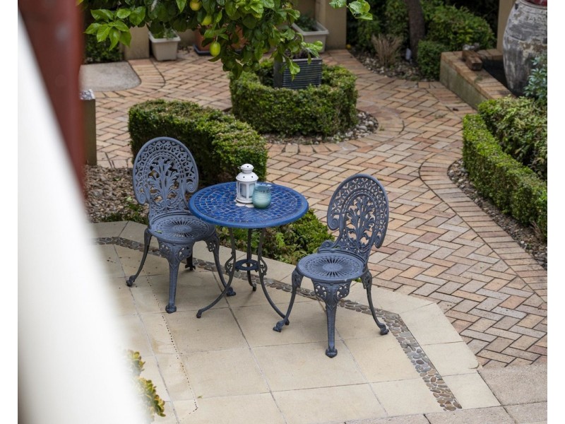 8 Hilledge Lane, Mooroolbark VIC 3138