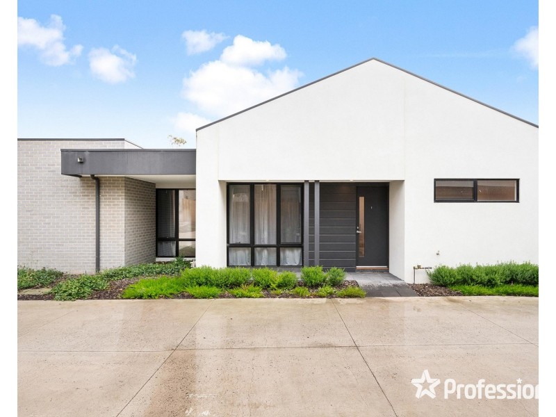 1/9 Penalga Road, Mooroolbark VIC 3138