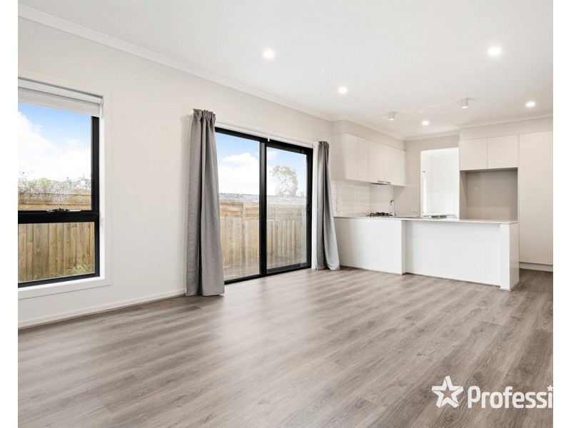 1/9 Penalga Road, Mooroolbark VIC 3138