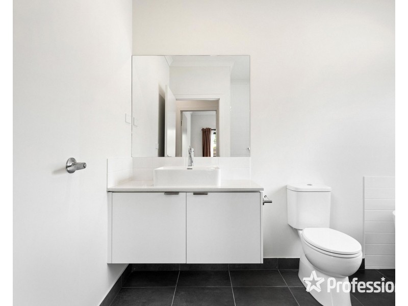 1/9 Penalga Road, Mooroolbark VIC 3138
