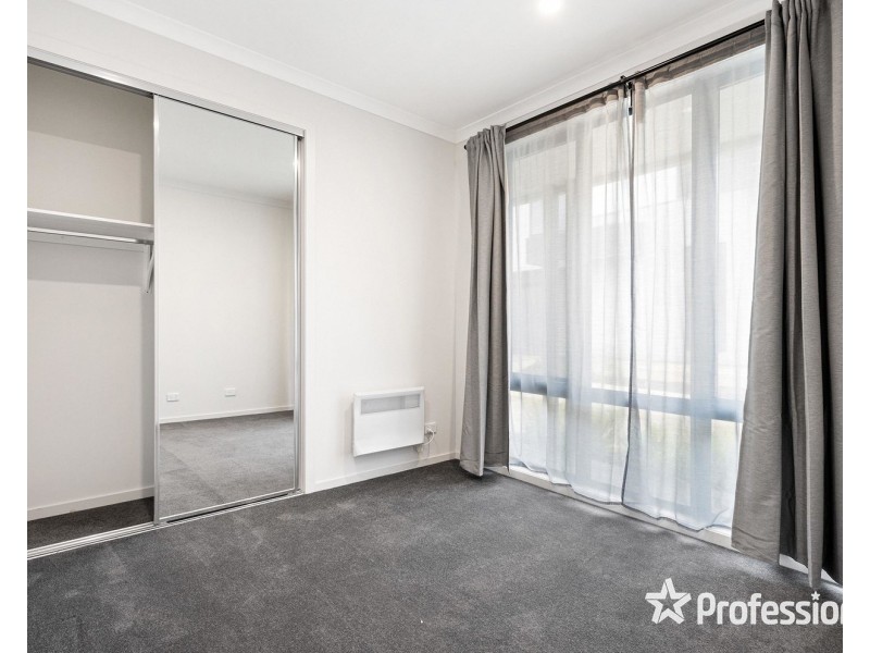 1/9 Penalga Road, Mooroolbark VIC 3138