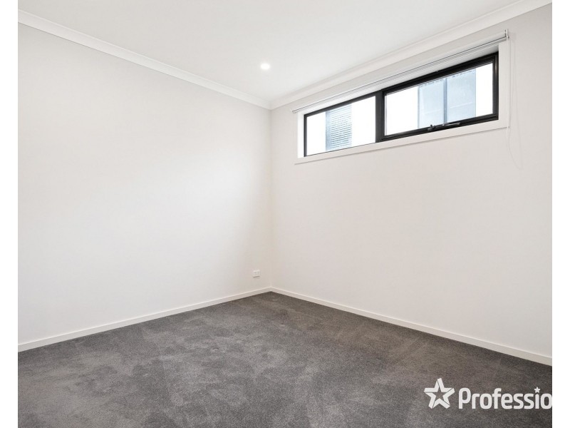 1/9 Penalga Road, Mooroolbark VIC 3138