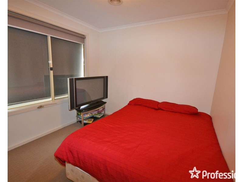1/22 Charles Street, Mooroolbark VIC 3138