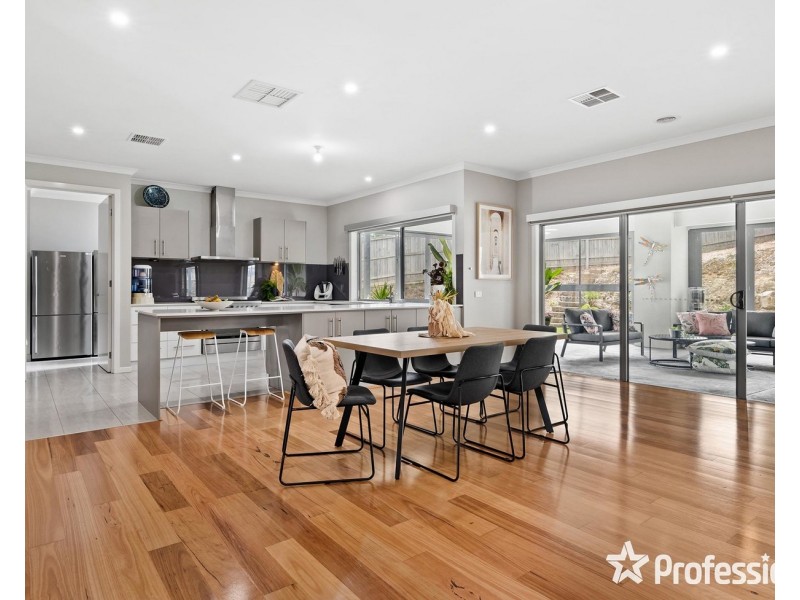 1 Bellbird Drive, Lilydale VIC 3140