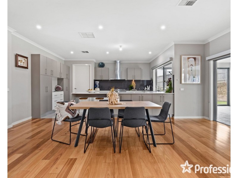 1 Bellbird Drive, Lilydale VIC 3140