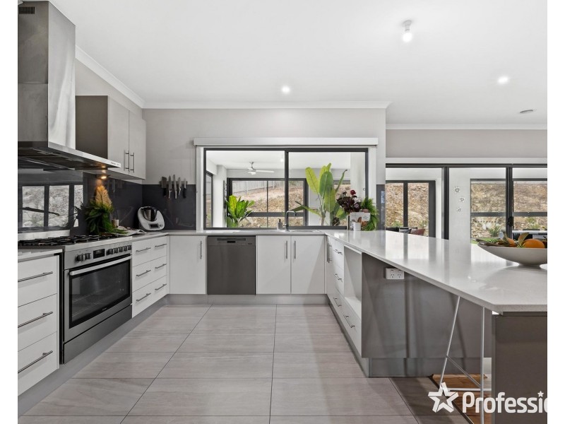 1 Bellbird Drive, Lilydale VIC 3140