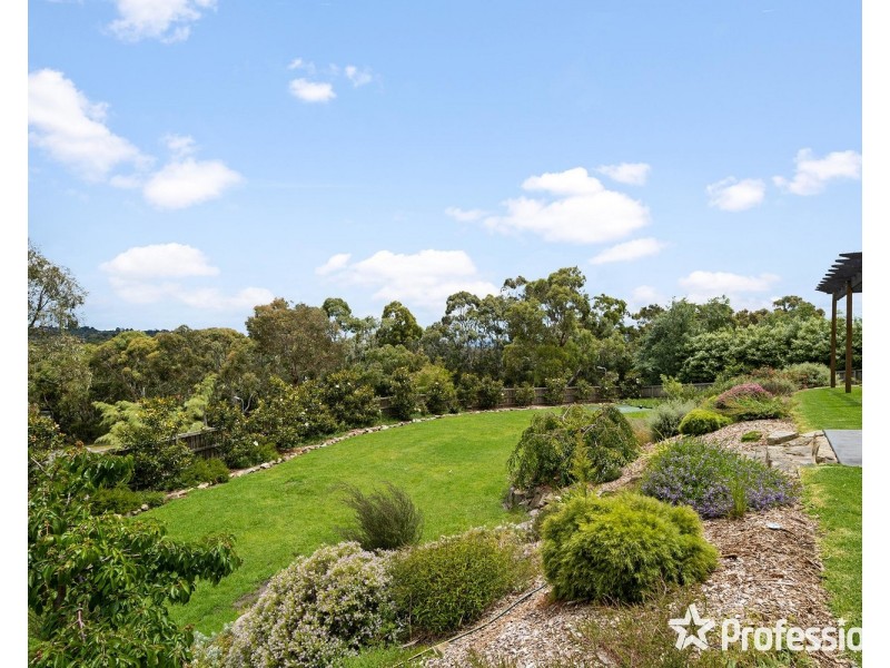 1 Bellbird Drive, Lilydale VIC 3140