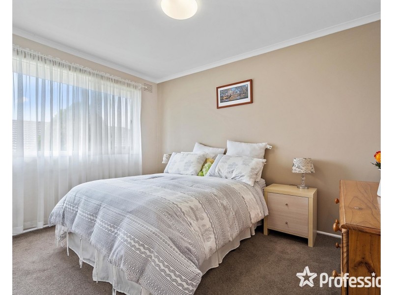 9 Levendale Avenue, Mooroolbark VIC 3138