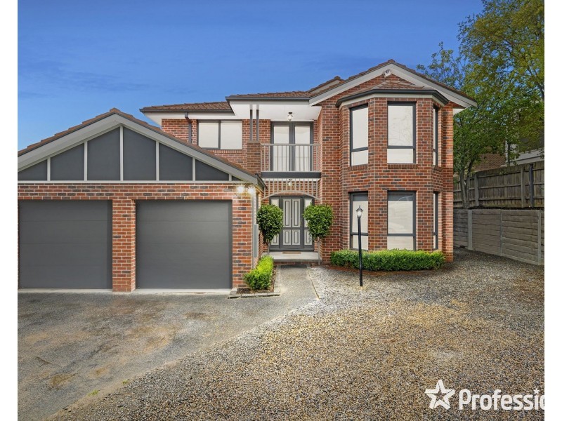 10 Barnard Crescent, Croydon North VIC 3136