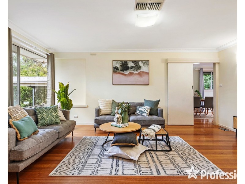 23 Kipling Avenue, Mooroolbark VIC 3138