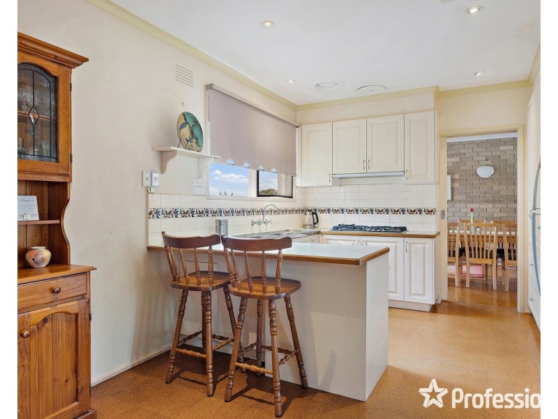 8 Turella Court, Mooroolbark VIC 3138