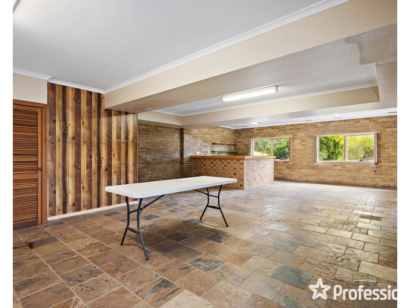 8 Turella Court, Mooroolbark VIC 3138