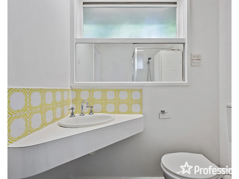 8 Turella Court, Mooroolbark VIC 3138