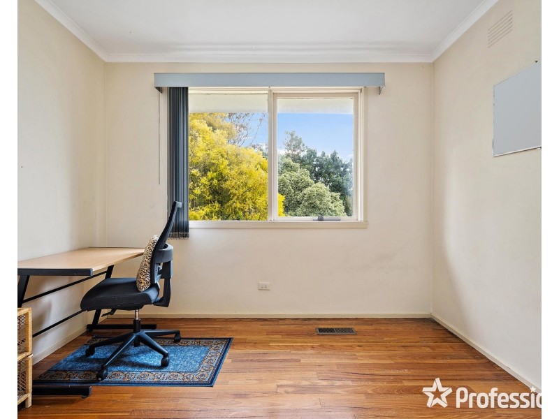 8 Turella Court, Mooroolbark VIC 3138