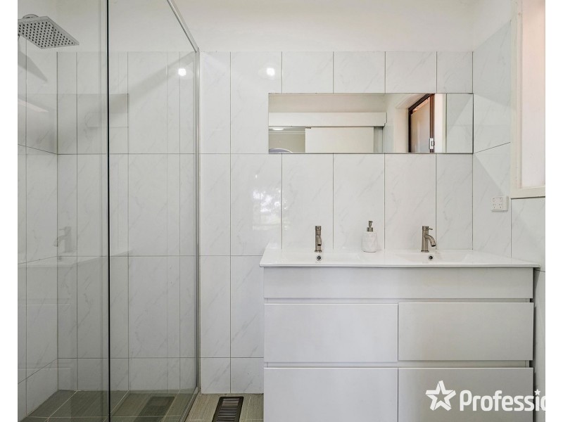 127 Maroondah Highway, Chirnside Park VIC 3116