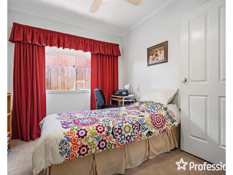 4 Hillrise Crescent, Chirnside Park VIC 3116