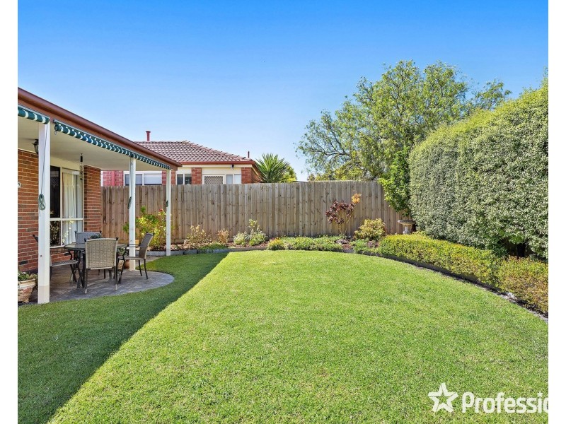 4 Hillrise Crescent, Chirnside Park VIC 3116