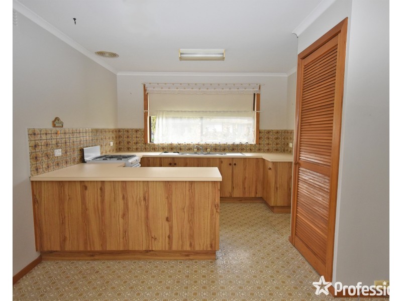 13/104 Sherlock Road, Mooroolbark VIC 3138