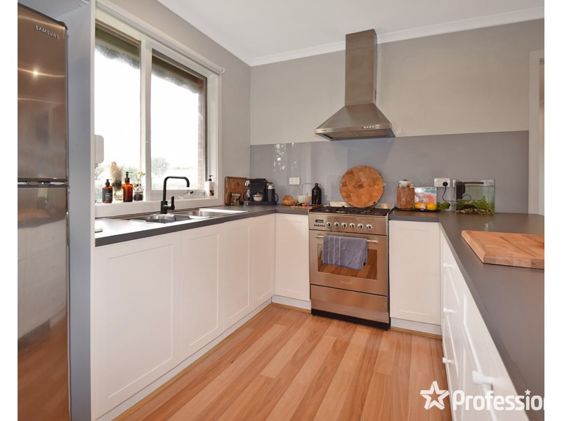 2/22 Felix Grove, Mooroolbark VIC 3138