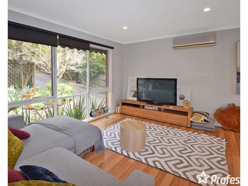 2/22 Felix Grove, Mooroolbark VIC 3138