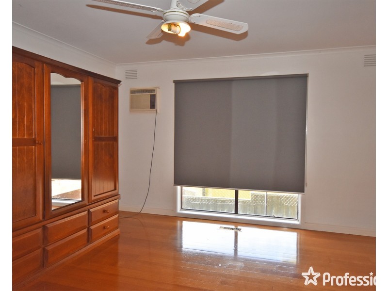 Rear/31 Monbulk Road, Mount Evelyn VIC 3796