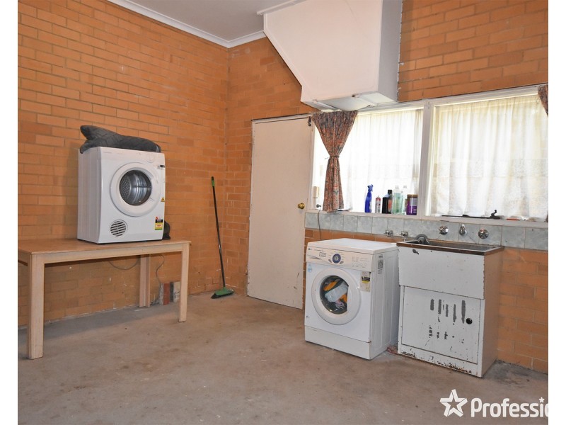 Rear/31 Monbulk Road, Mount Evelyn VIC 3796