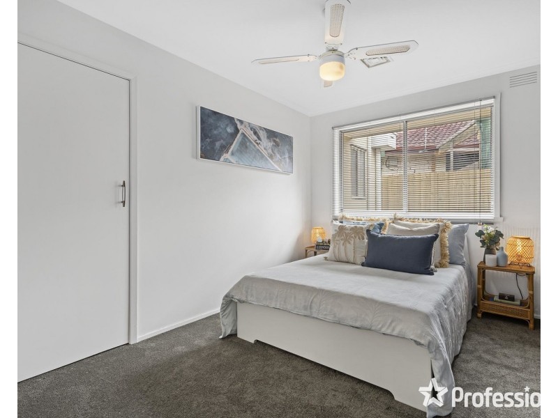 1/20 Birkenhead Drive, Kilsyth VIC 3137