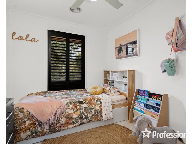 68 Hawthory Road, Kilsyth VIC 3137