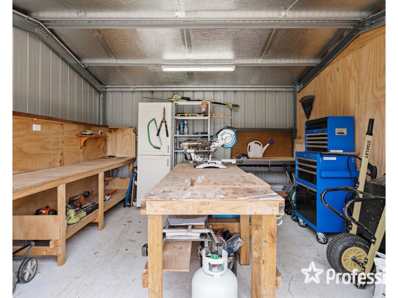 68 Hawthory Road, Kilsyth VIC 3137