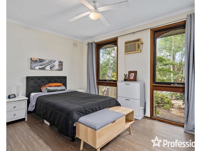 9 Western Way, Mooroolbark VIC 3138