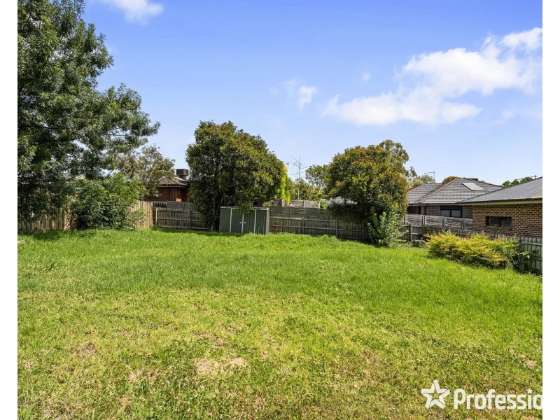 4a Songbird Avenue, Chirnside Park VIC 3116