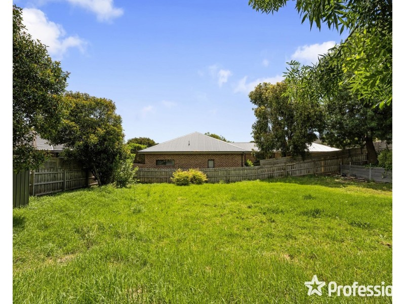 4a Songbird Avenue, Chirnside Park VIC 3116