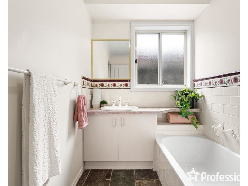 14 Benjamin Chase, Mooroolbark VIC 3138