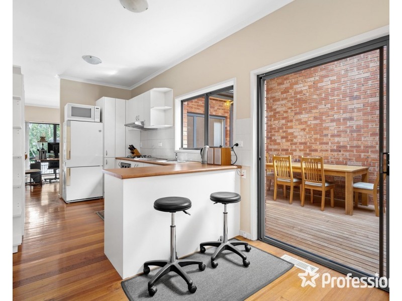 2/2-4 Sandgate Avenue, Croydon VIC 3136