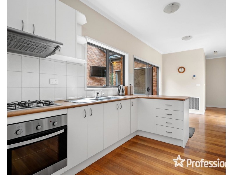 2/2-4 Sandgate Avenue, Croydon VIC 3136