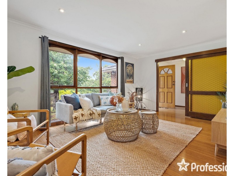 12 Biala Court, Mooroolbark VIC 3138