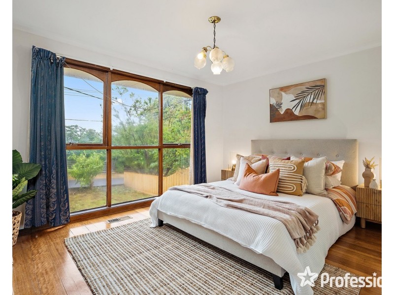 12 Biala Court, Mooroolbark VIC 3138