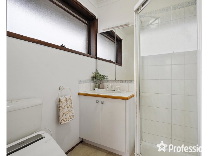 12 Biala Court, Mooroolbark VIC 3138